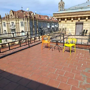 https://apartments-khreshchatyk.hotels-of-kiev.com