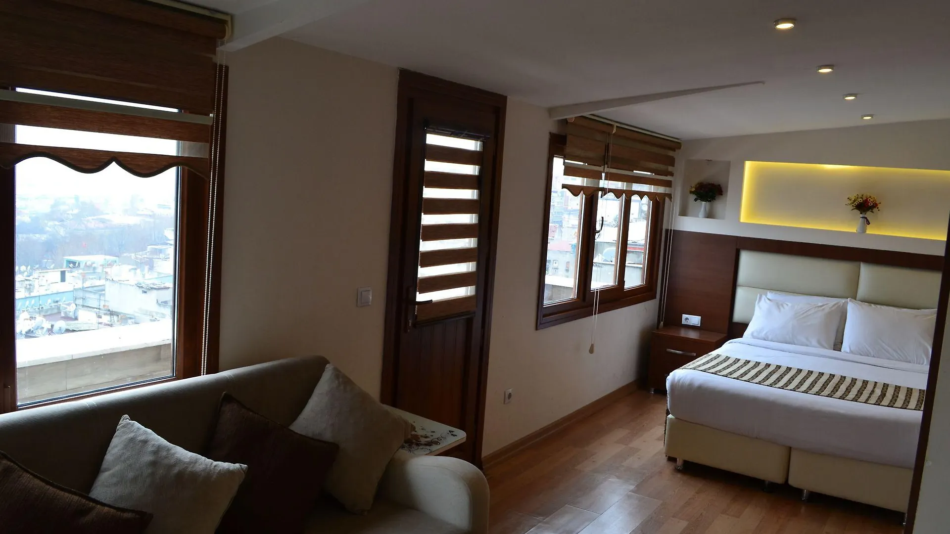 Seven Days Hotel - Стамбул