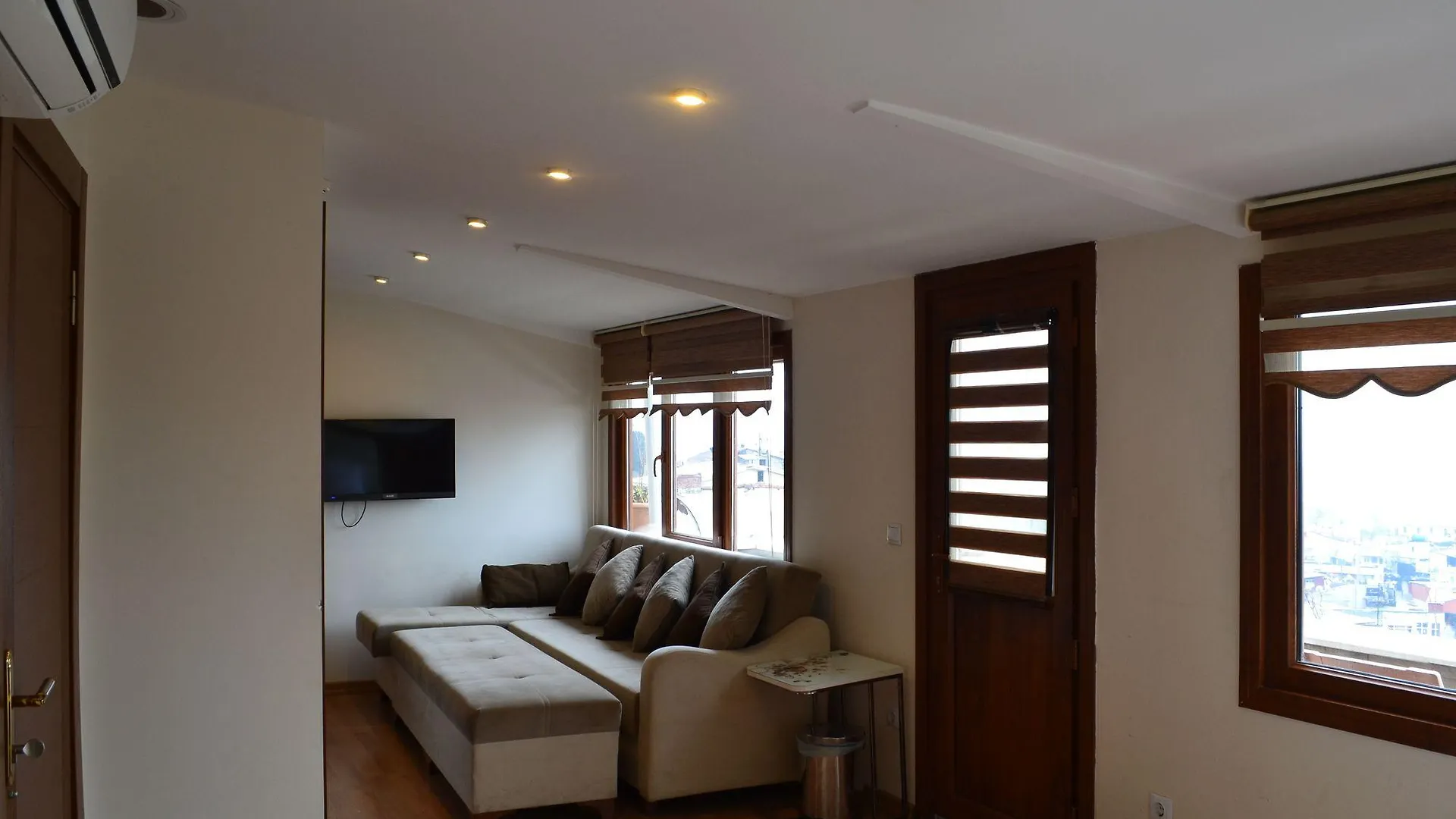 ***  Seven Days Hotel - Istanbul Turkey
