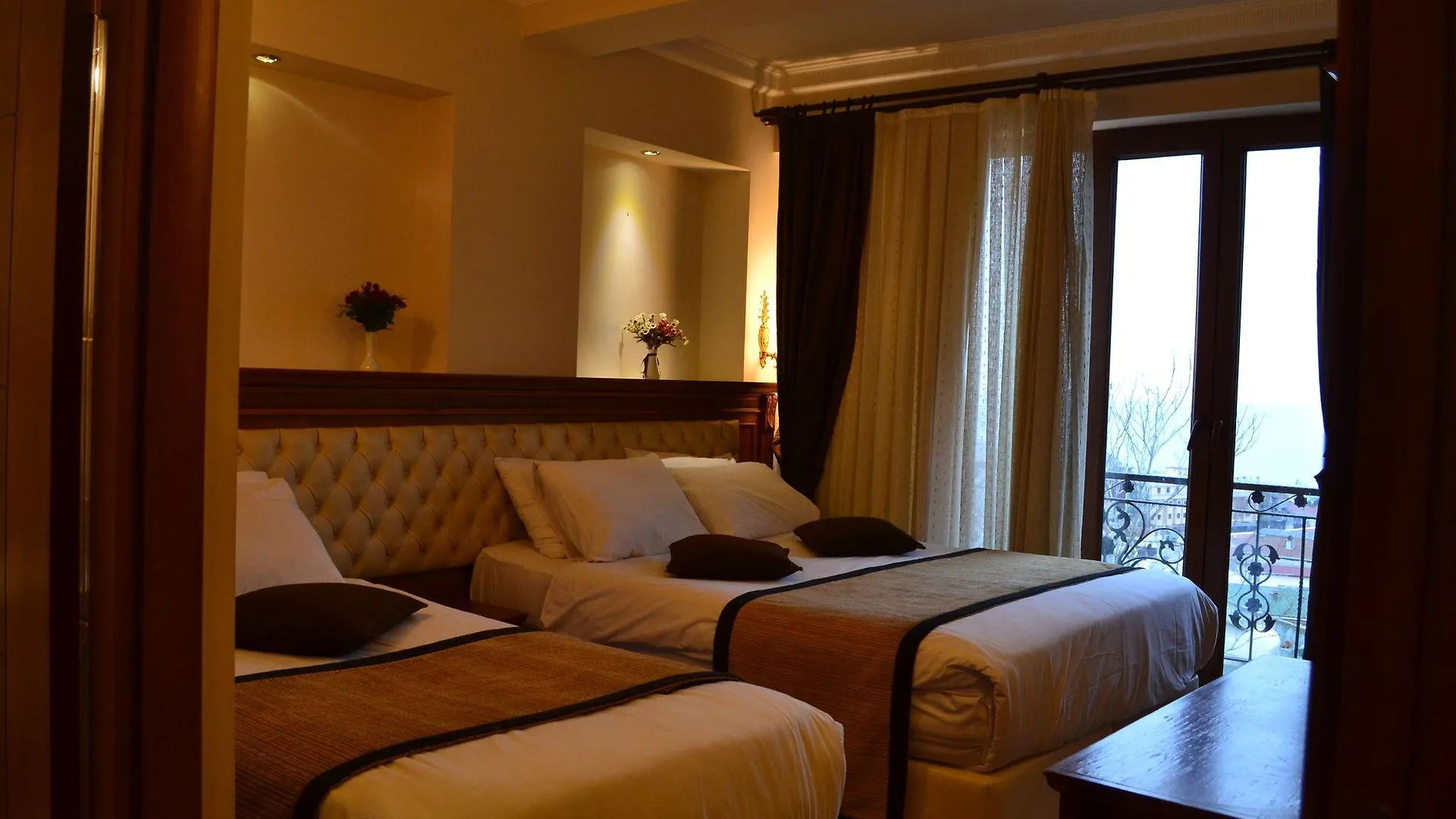 ***  Seven Days Hotel - Istanbul Turkey
