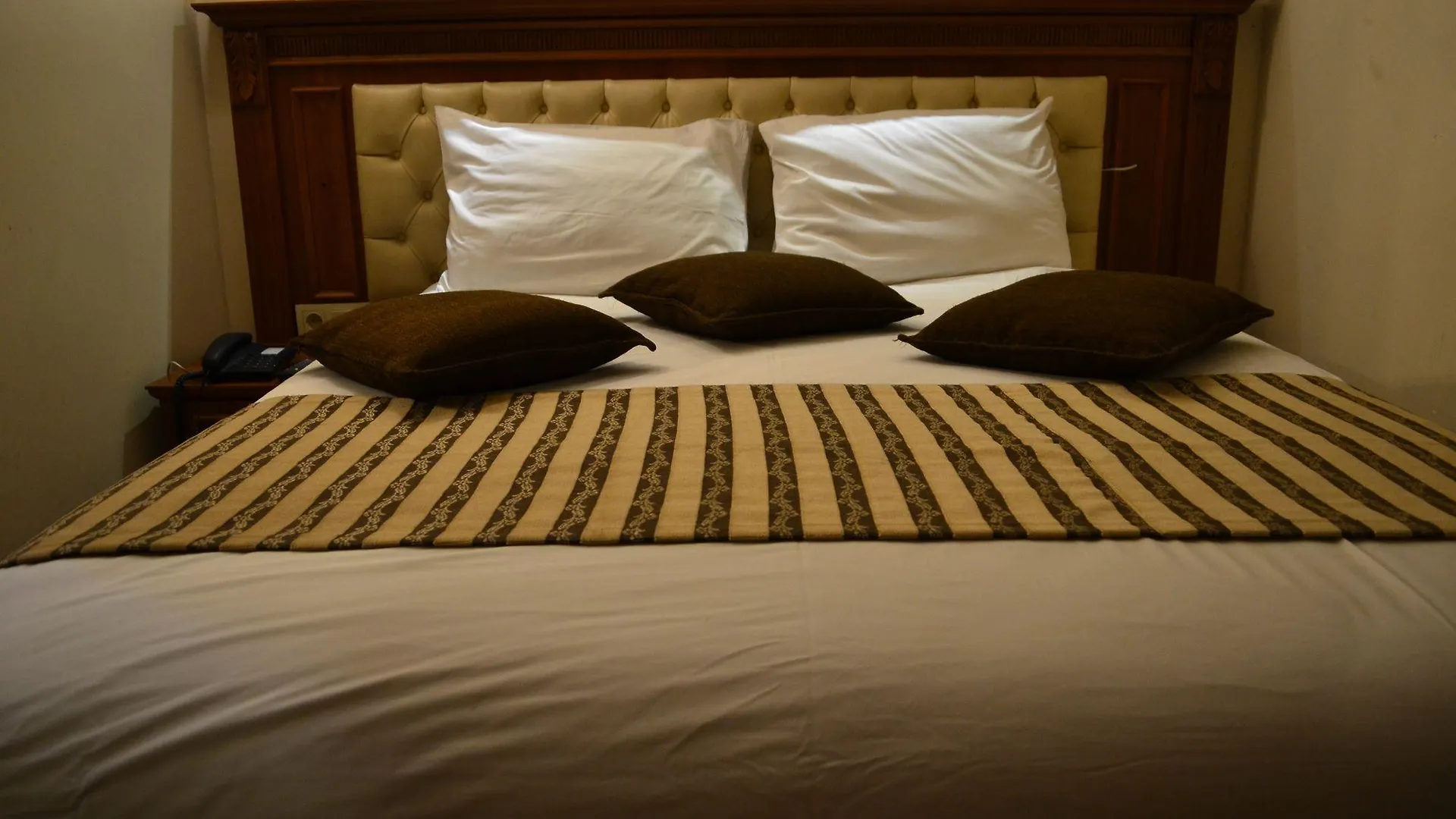 ***  Seven Days Hotel - Istanbul Turkey